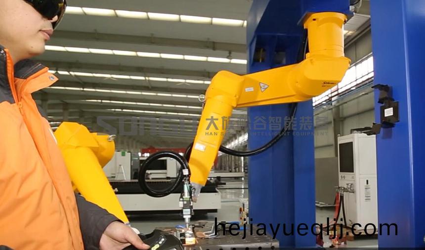 中國(guo)激(ji)光銲接設備(bei),優質中國激(ji)光(guang)銲接設(she)備, 中國(guo)激光銲(han)接機(ji)