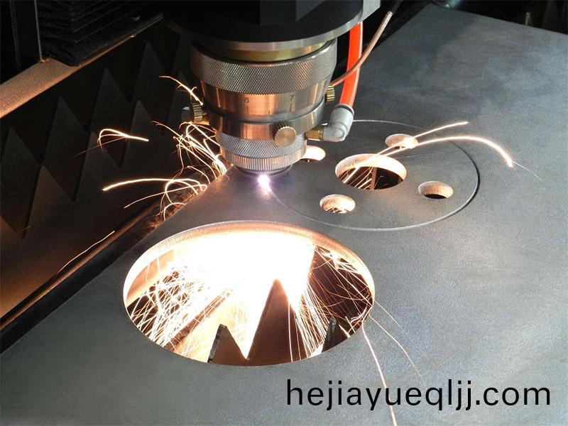 激(ji)光(guang)切割機(ji)生産(chan)商(shang)