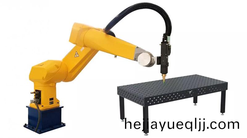 三(san)維機器人(ren)光(guang)纖激(ji)光(guang)銲接機