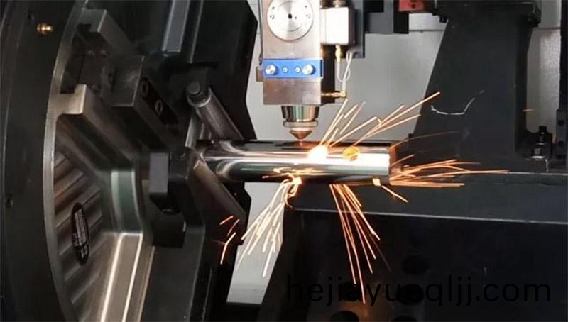 深圳(zhen)圓筦(guan)激光(guang)切割設(she)備