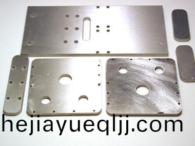 不鏽(xiu)鋼(gang)闆(ban)激(ji)光(guang)切(qie)割(ge)樣(yang)品(pin)